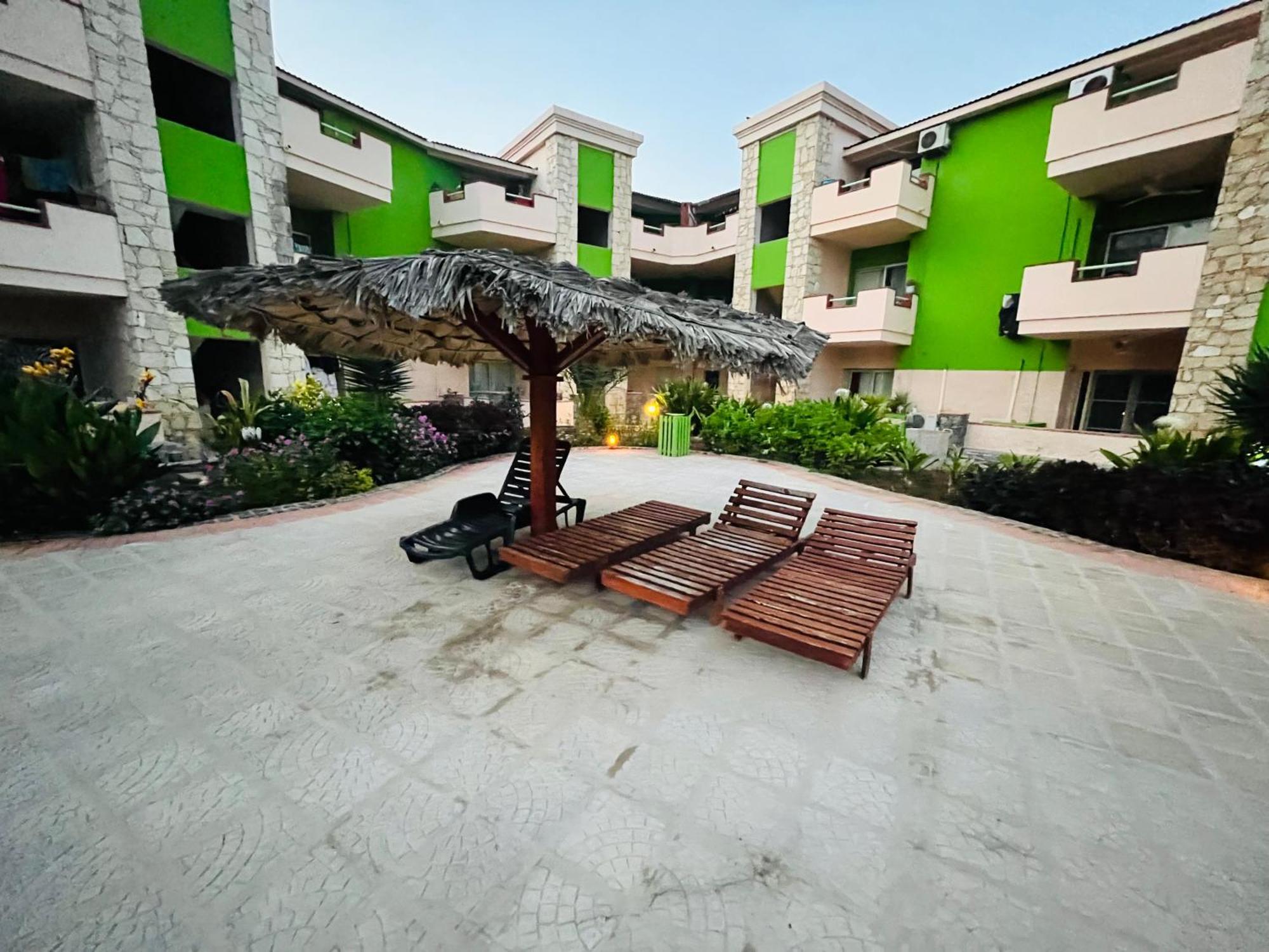 Cozy Apartment With Pool, Near Beach And Center 산타 마리아 외부 사진